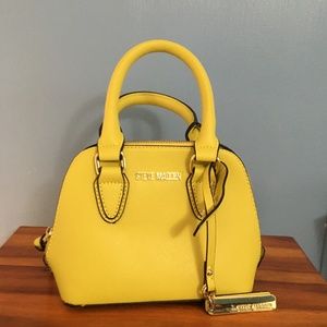 STEVE MADDEN CROSS BODY HAND BAG